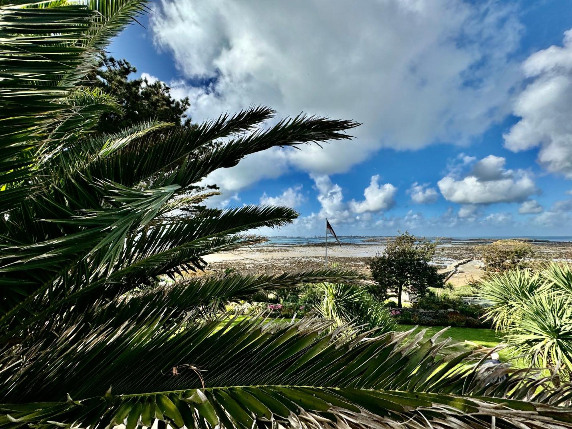 The White House Hotel Herm Extérieur photo